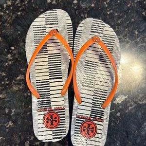 Tory Burch Thin strap Flip Flops
